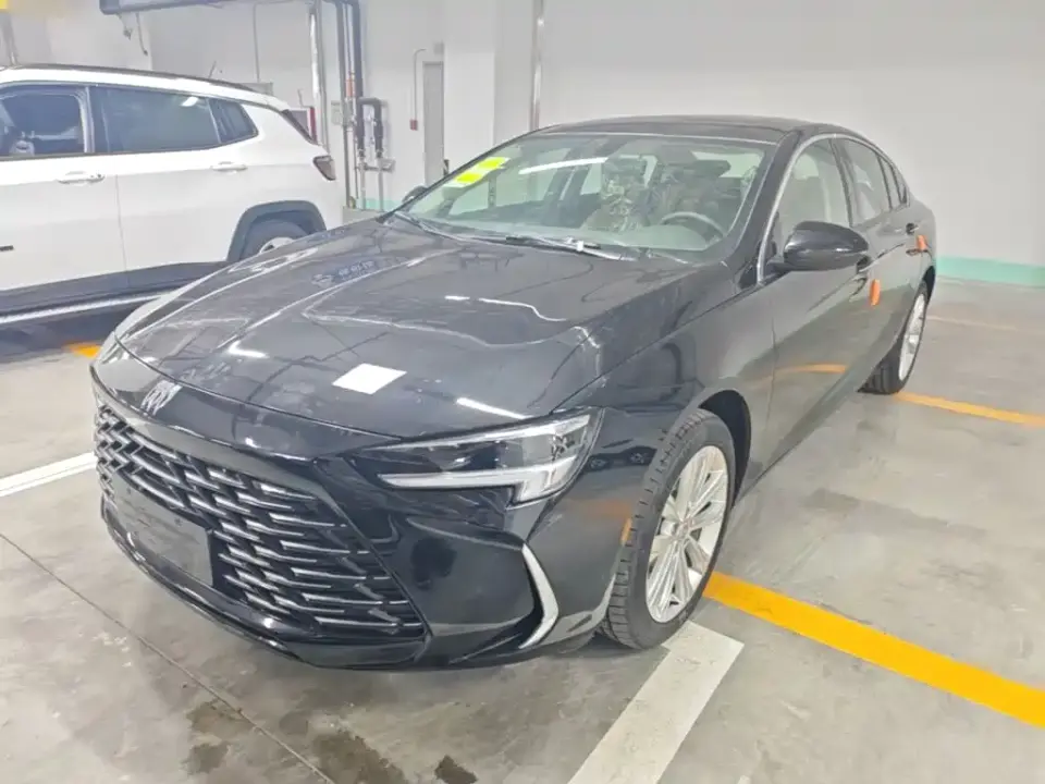 Buick Regal Model 28T Premium 2026
