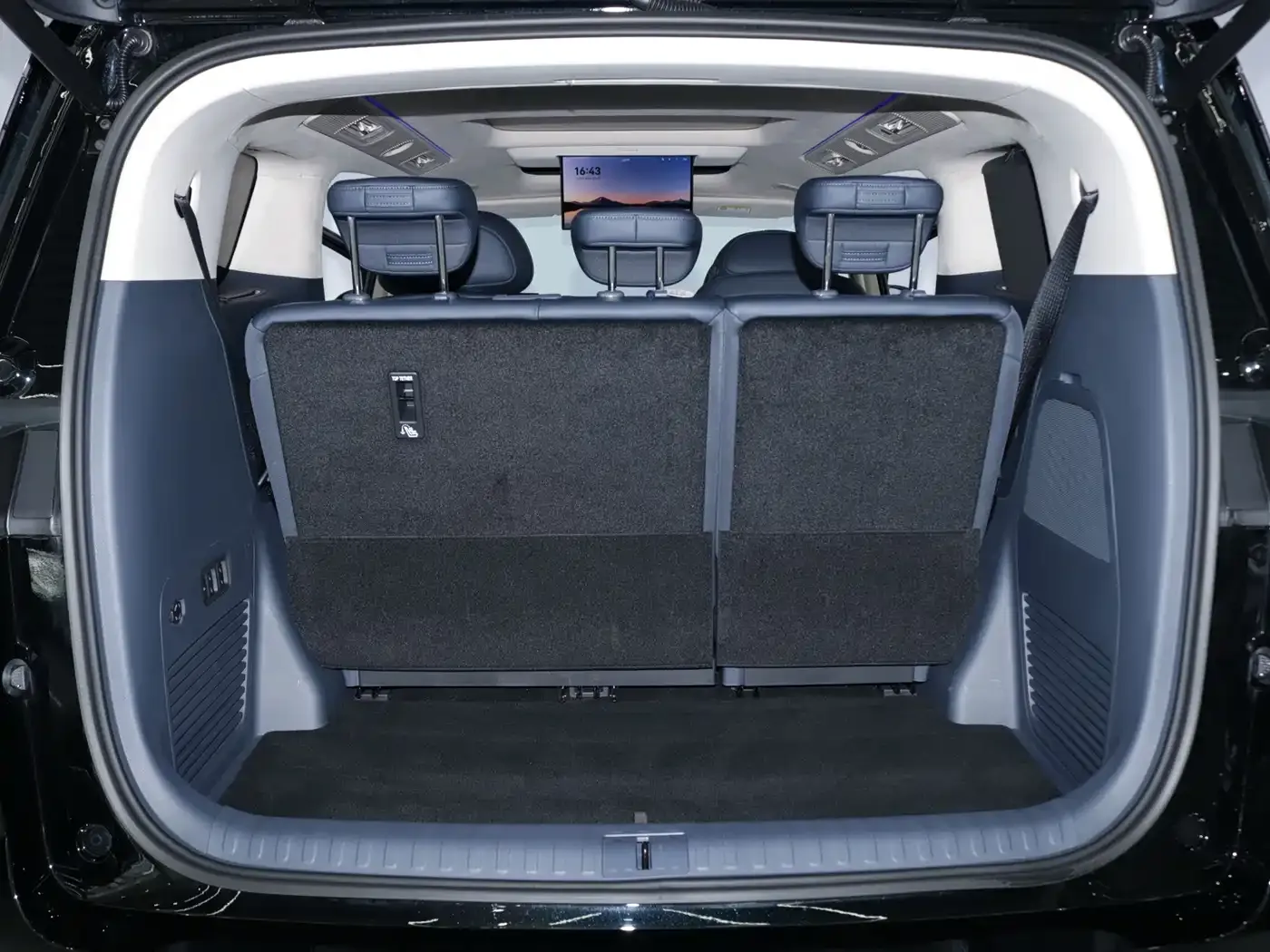 Voyah Auto Voyah Dreamer Model PHEV Basic Version 2025 — фото 27