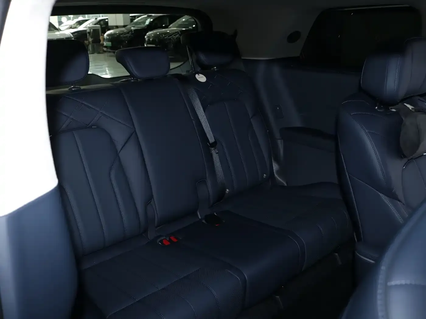 Voyah Auto Voyah Dreamer Model PHEV Basic Version 2025 — фото 22