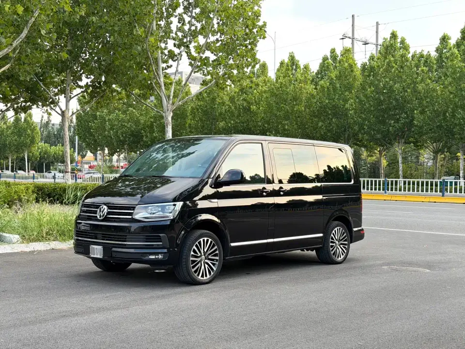 Volkswagen Multivan 2.0TSI 4WD Premium 7-seater 2019