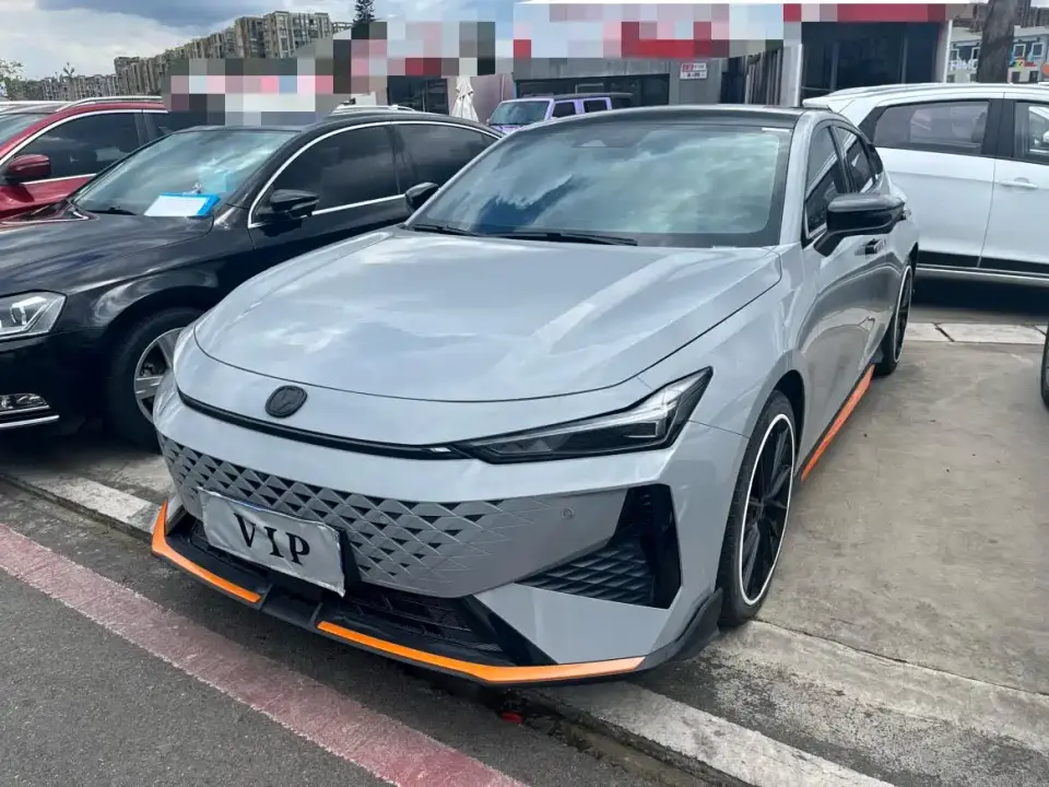 Changan UNI-V 1.5T Deluxe Sport 2024