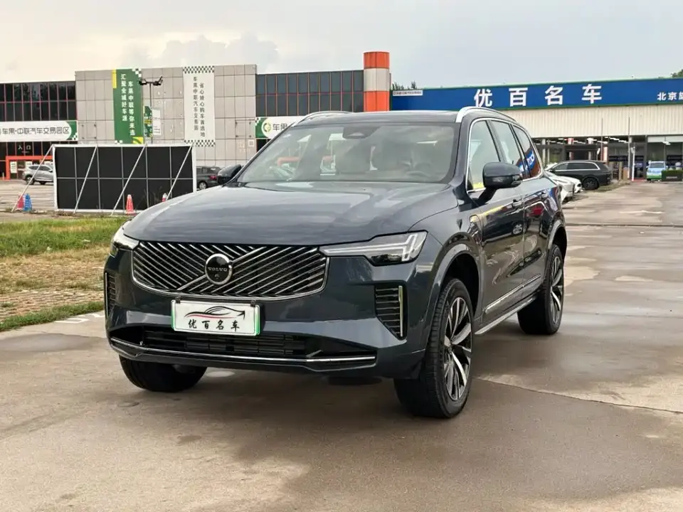 Volvo XC90 Plug-in Hybrid Facelift T8 Smart Premium Luxury 7-seater 2026