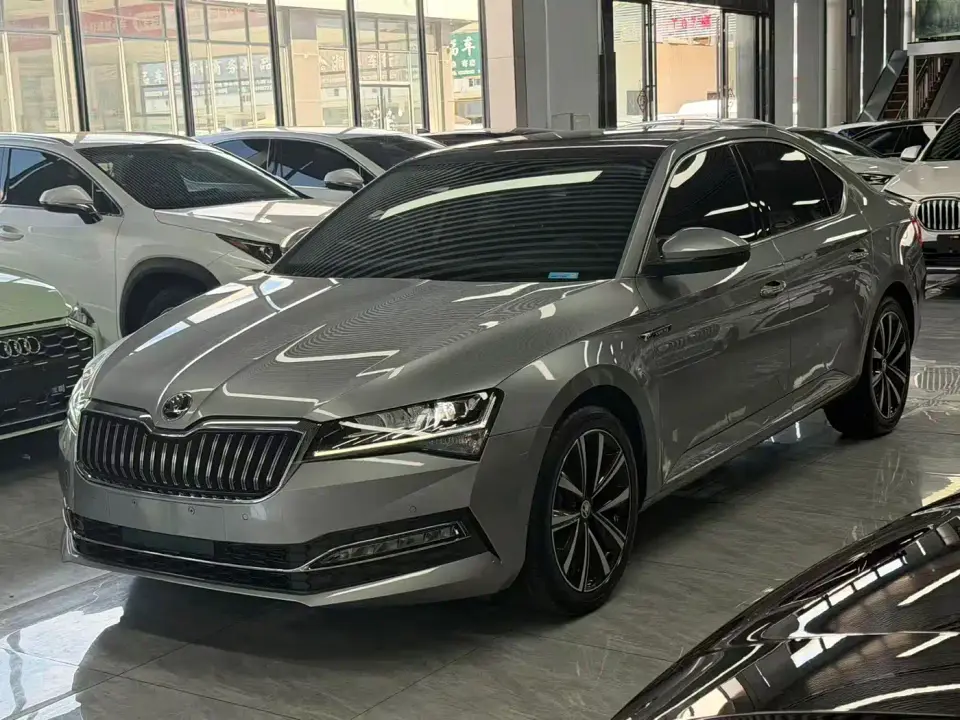 Skoda Superb Facelift TSI280 DSG Premium Edition 2023