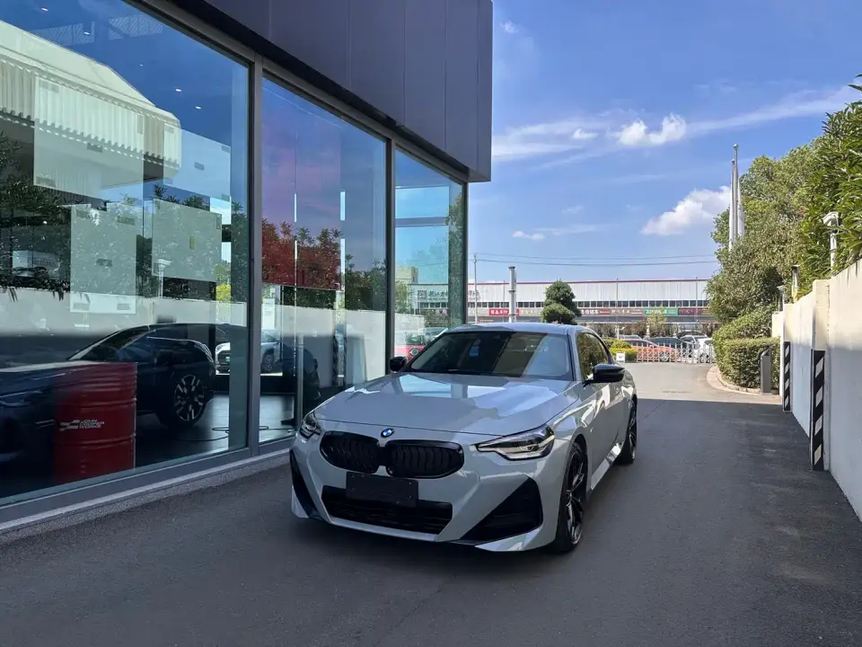 BMW 2 Series (Import) 225i M Shadow Edition 2022