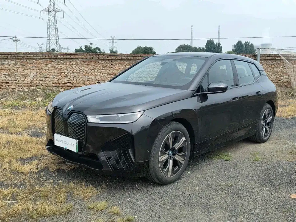 BMW iX xDrive40 2026
