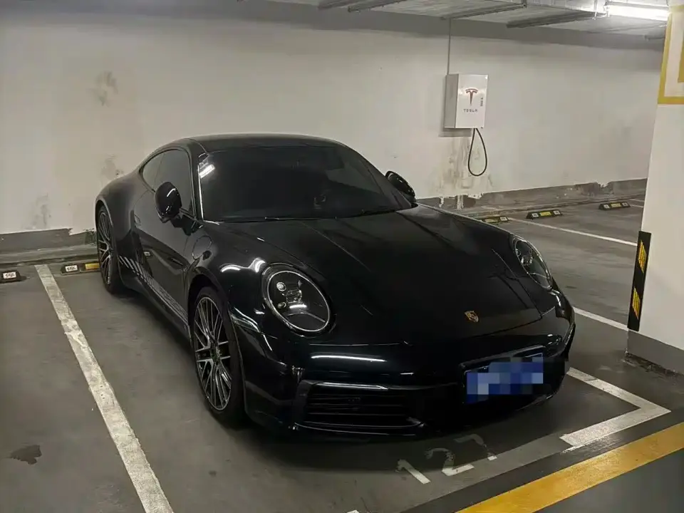 Porsche 911 Carrera 3.0T 2023