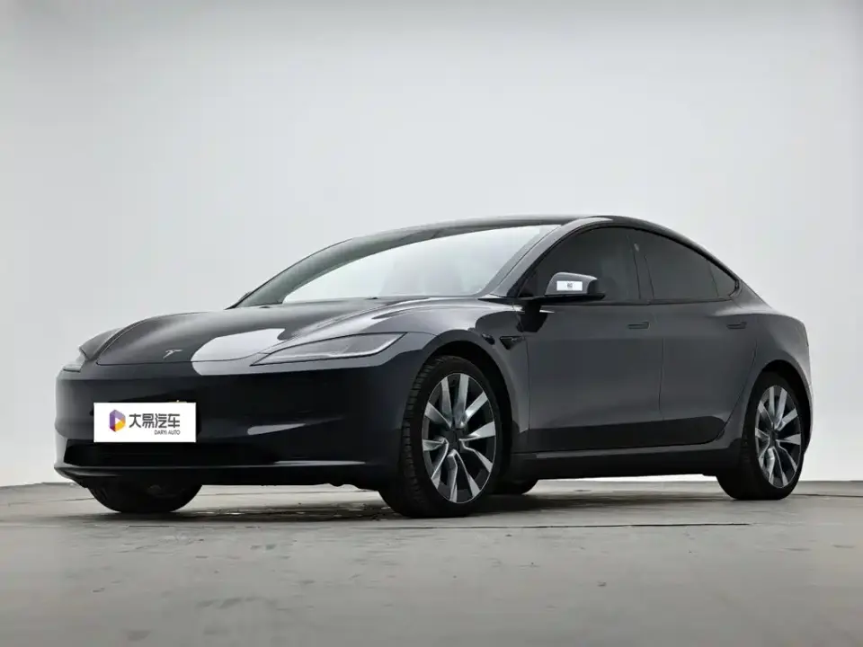 Tesla Model 3 Long Range All-Wheel Drive 2024