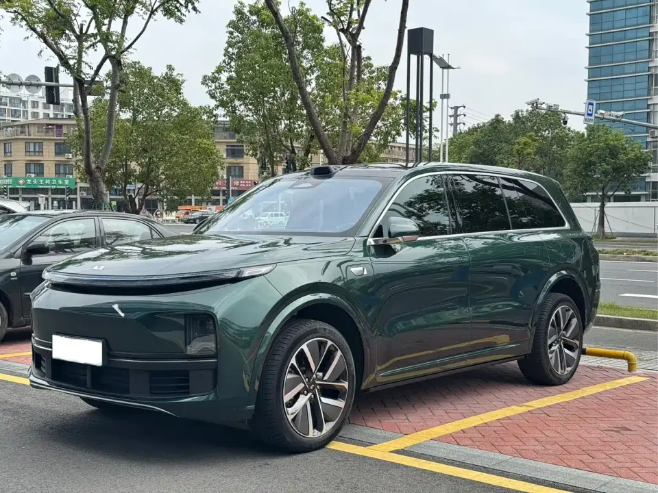 Li Auto Li Xiang L9 Model Ultra 2024