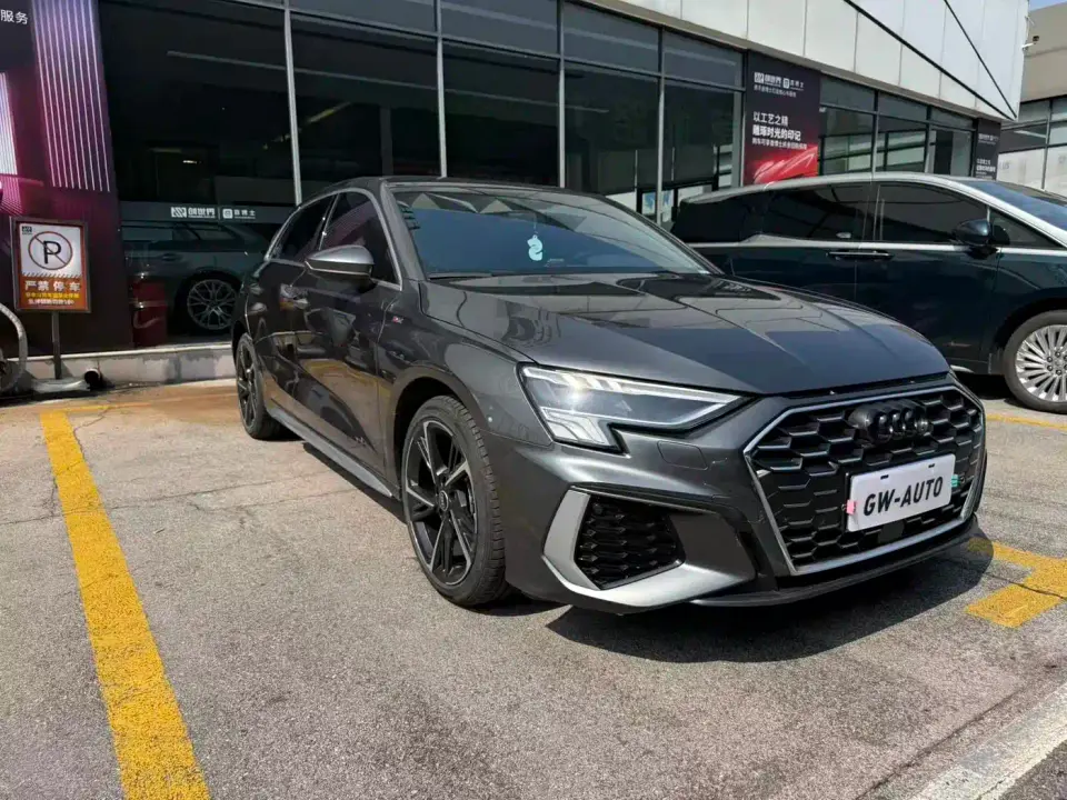 Audi A3 Facelift Sportback 35 TFSI Fashion Sport 2023