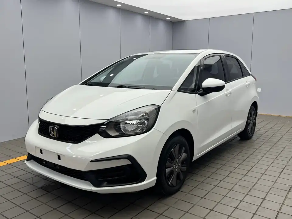 Honda Fit 1.5L CVT Trend Sunroof Edition 2023