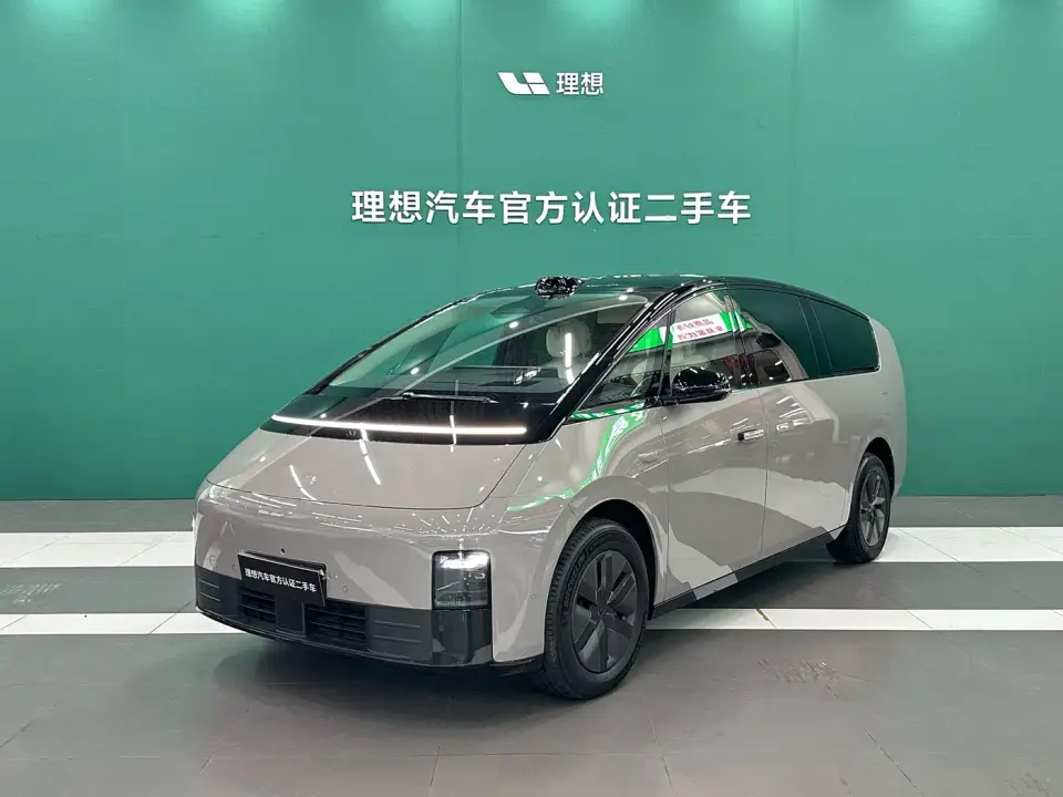 Li Auto MEGA Ultra 2024
