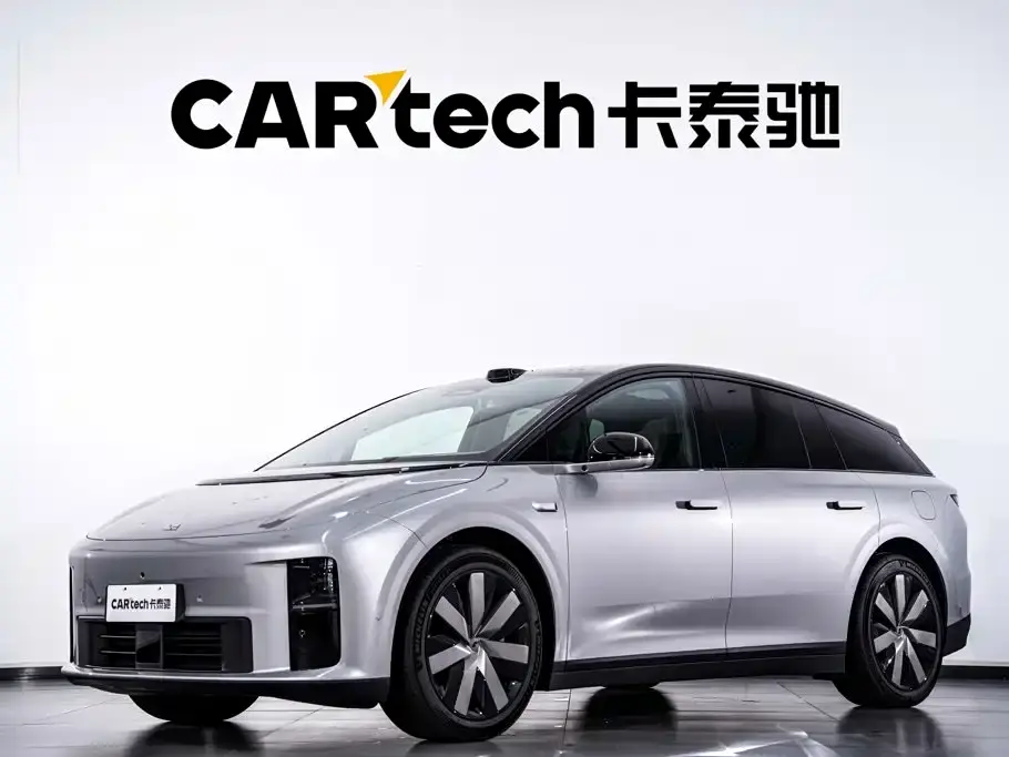 Li Auto i6 4WD Base Model 2025