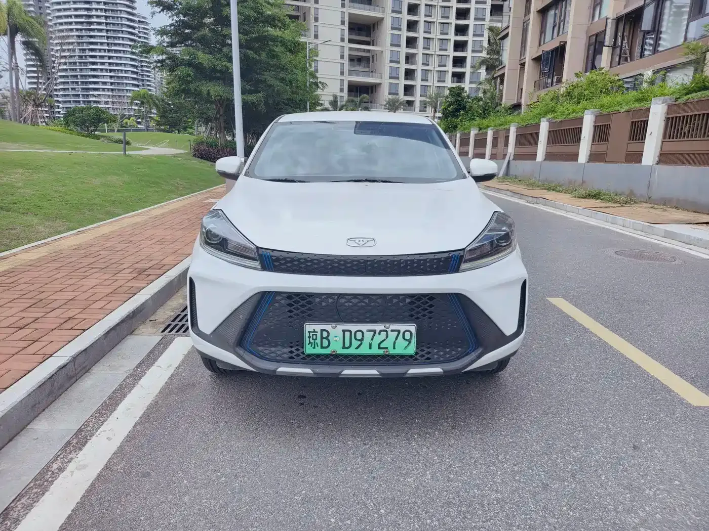 Cowin Xuanjie Pro EV 401km Joy Edition 2022 — фото 2