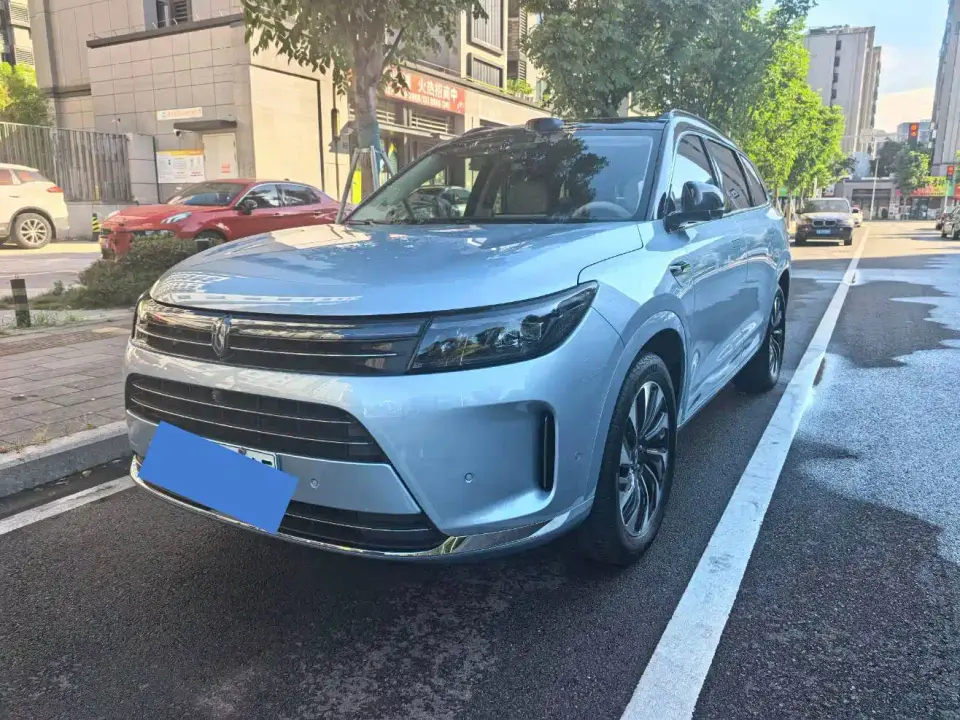 AITO Wenjie AITO M7 1.5T Smart AWD Max 6-Seater 2024