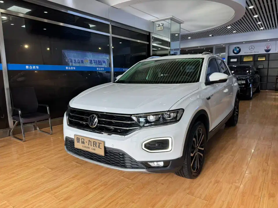 Volkswagen T-ROC 280TSI DSG 2WD Comfort PLUS 2022