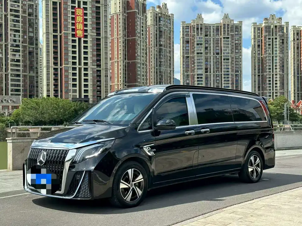 Mercedes-Benz Vito 2.0T Business 7-Seater 2025