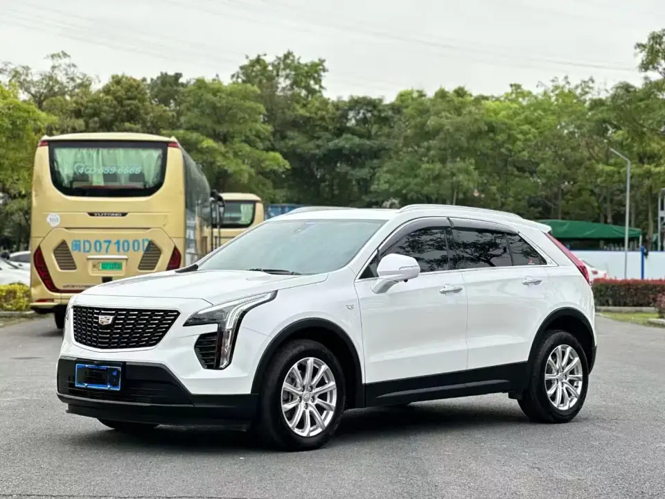 Cadillac XT4 28T FWD Style 2022