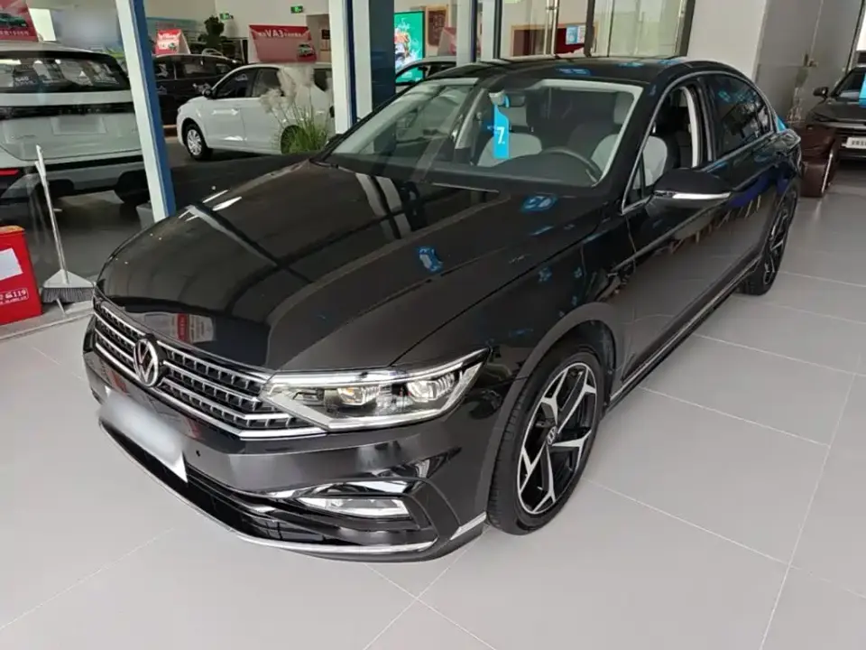 Volkswagen Magotan Model 2 Million Units Commemorative Edition 280TSI DSG Leading Version 2023