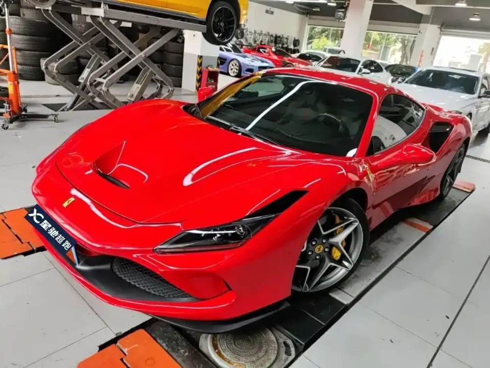 Ferrari F8 Tributo 3.9T V8 2021