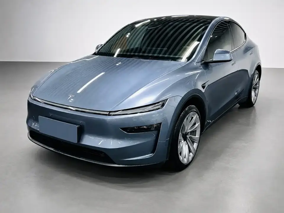 Tesla Model Y Rear-Wheel Drive 2025