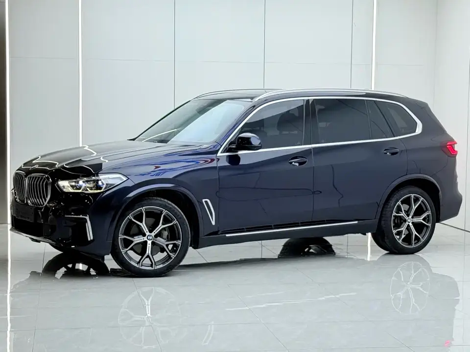 BMW X5 Model xDrive 40Li M Sport Package 2023