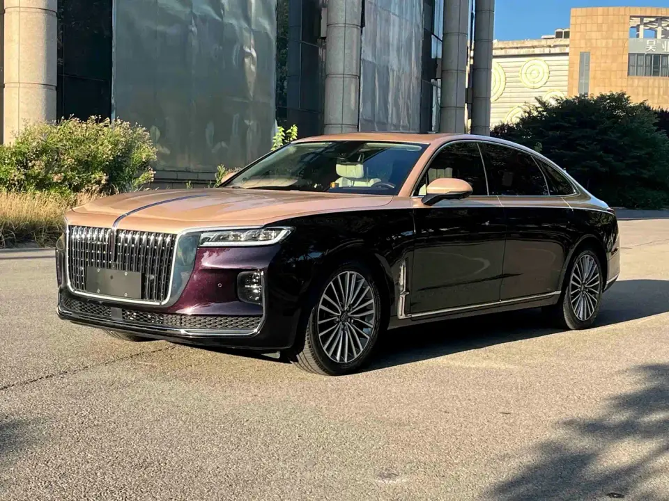 Hongqi H9 2.0T Smart Connect Flag Smooth Edition 2022