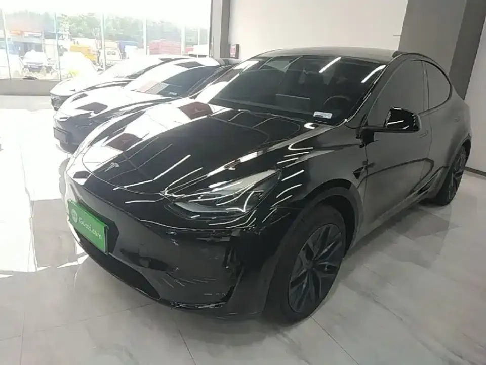 Tesla Model Y Facelift Rear-Wheel Drive Version 2023