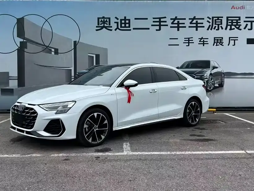 Audi A3 Facelift A3L Limousine 35TFSI Flying Spur Premium 2026