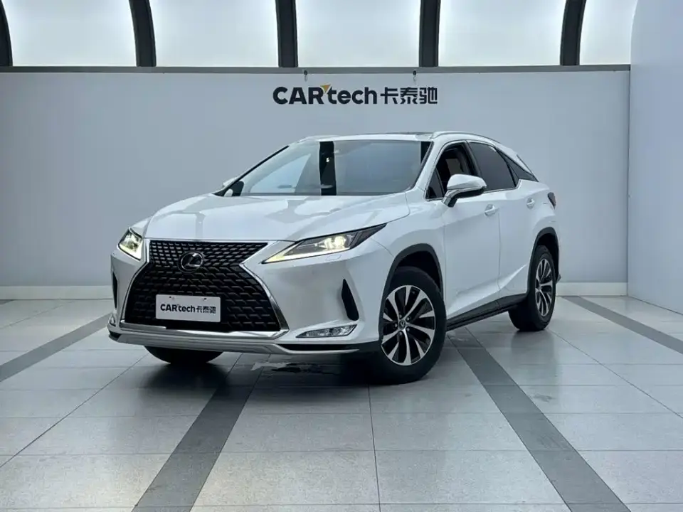 Lexus RX Facelift 300 2WD Comfort Edition 2022