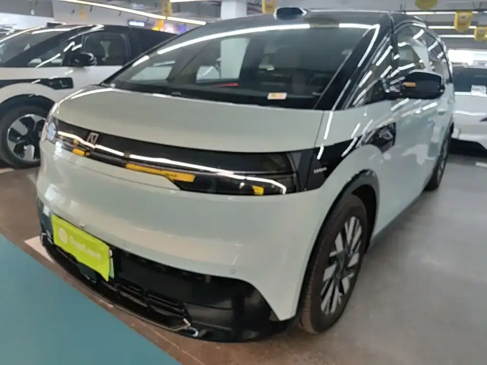 Zeekr MIX Smart Driving Edition 2026