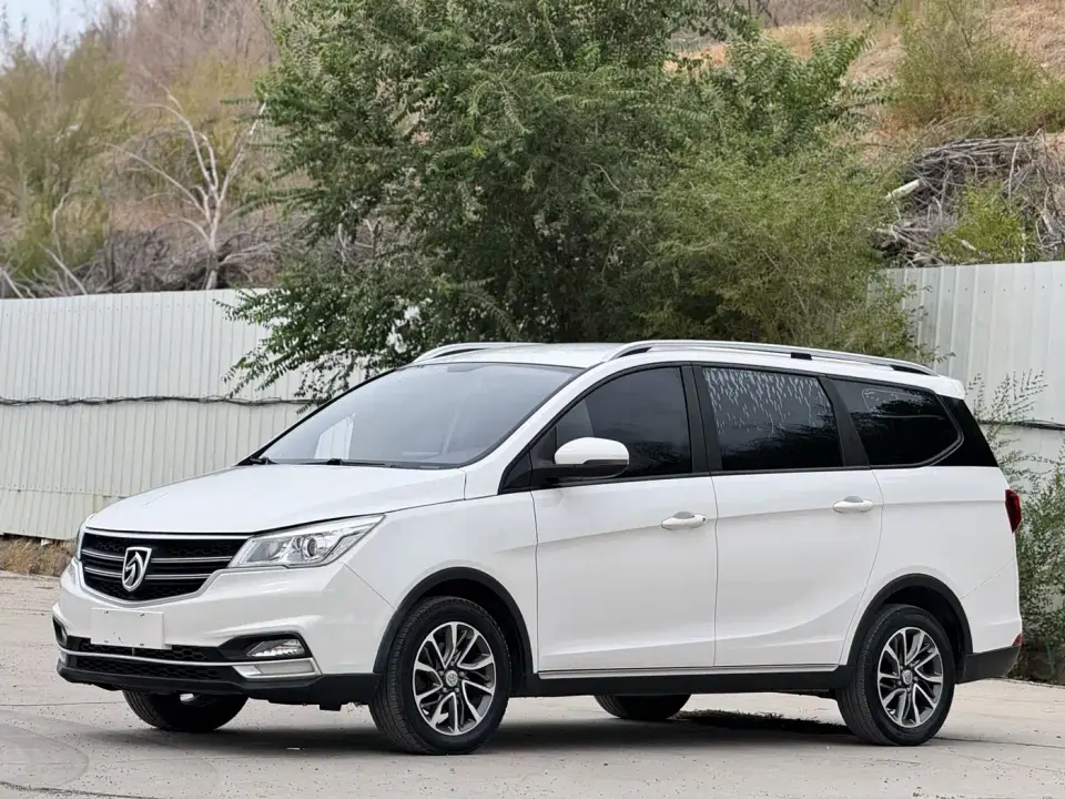 Baojun 730 1.5T CVT Fashion Edition 7-Seater China VI 2019