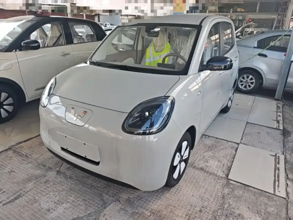 Wuling Motors Hongguang MINIEV 4-Door Advanced 2026