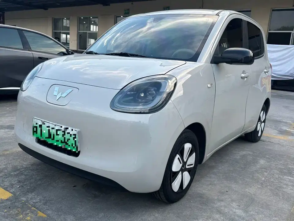 Wuling Motors Hongguang MINIEV 4-Door Advanced 2025