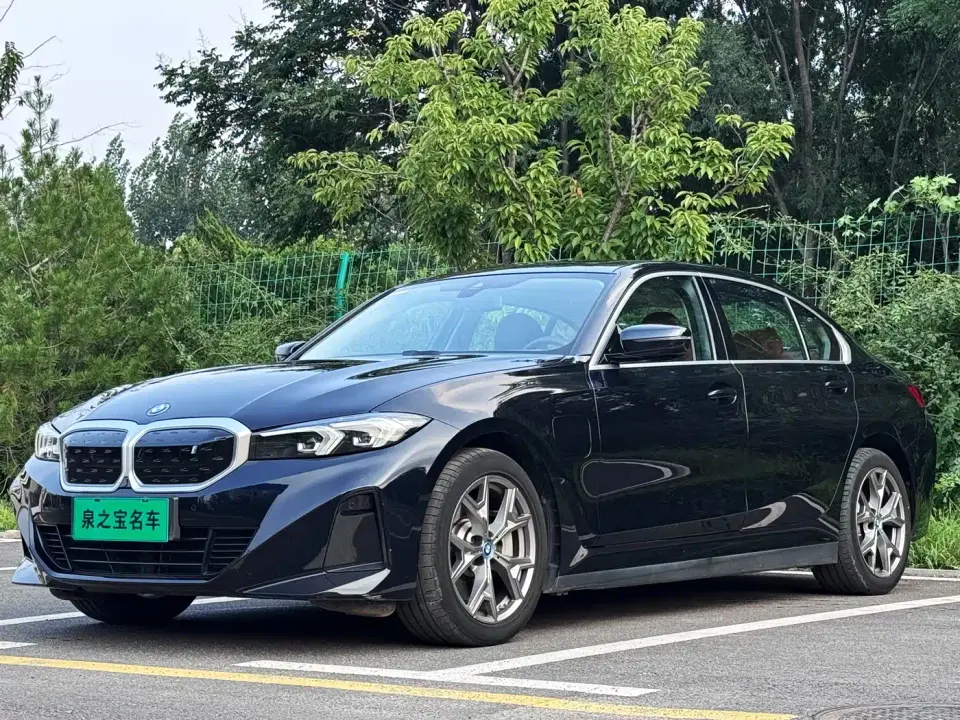 BMW i3 eDrive 35 L 2024