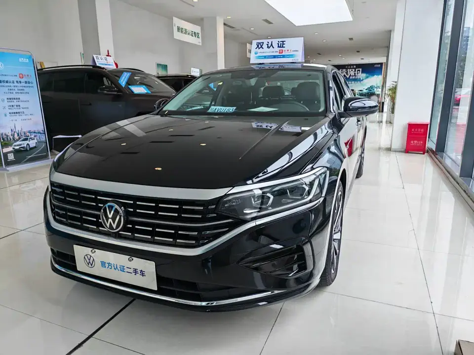 Volkswagen Passat 380TSI Dragon Glory Edition 2024