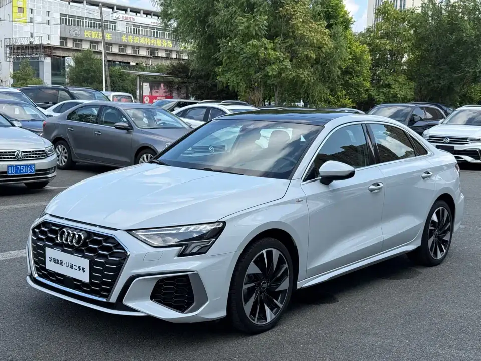 Audi A3 Model A3L Limousine 35 TFSI Fashion Sport 2024