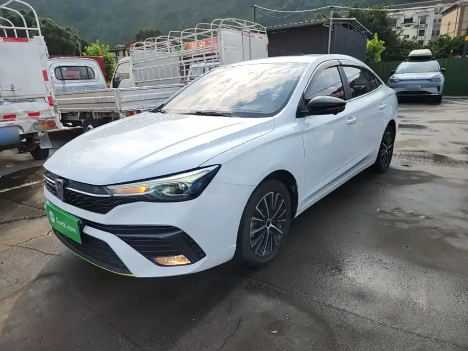 Roewe i5 1.5L CVT Diamond Edition 2021