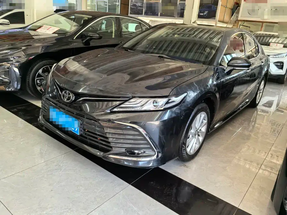 Toyota Camry 2.0G Luxury Edition 2021