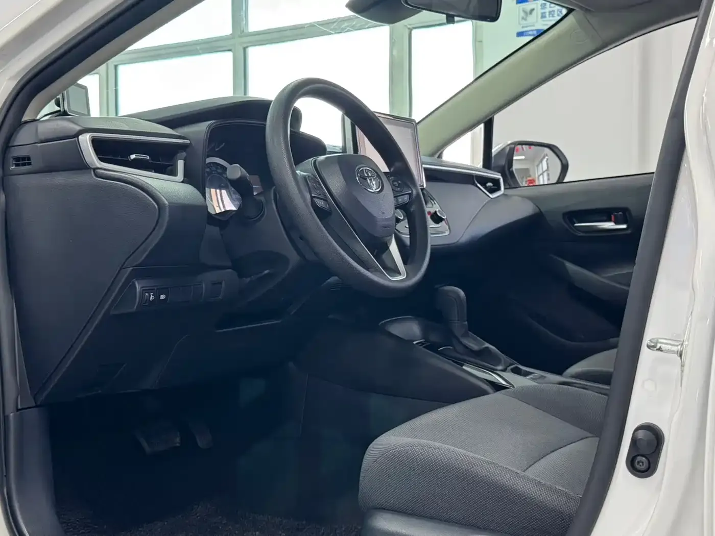 Toyota Corolla TNGA 1.5L CVT Elite Edition 2022 — фото 7