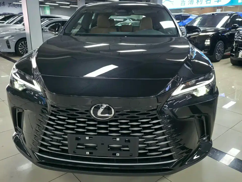 Lexus RX 300 AWD Premium Edition 2026