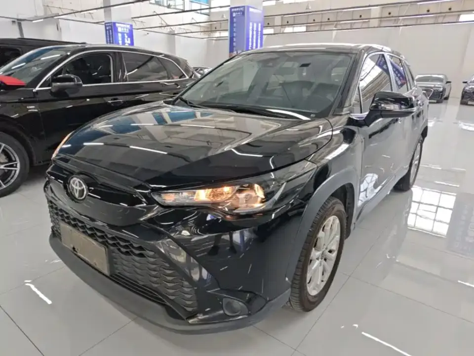 Toyota Frontlander 2.0L CVT Leading Edition 2023
