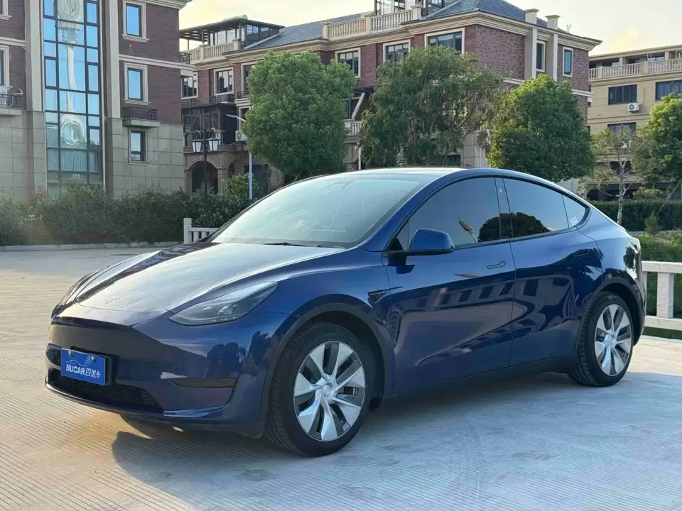 Tesla Model Y Rear-Wheel Drive Version 2022