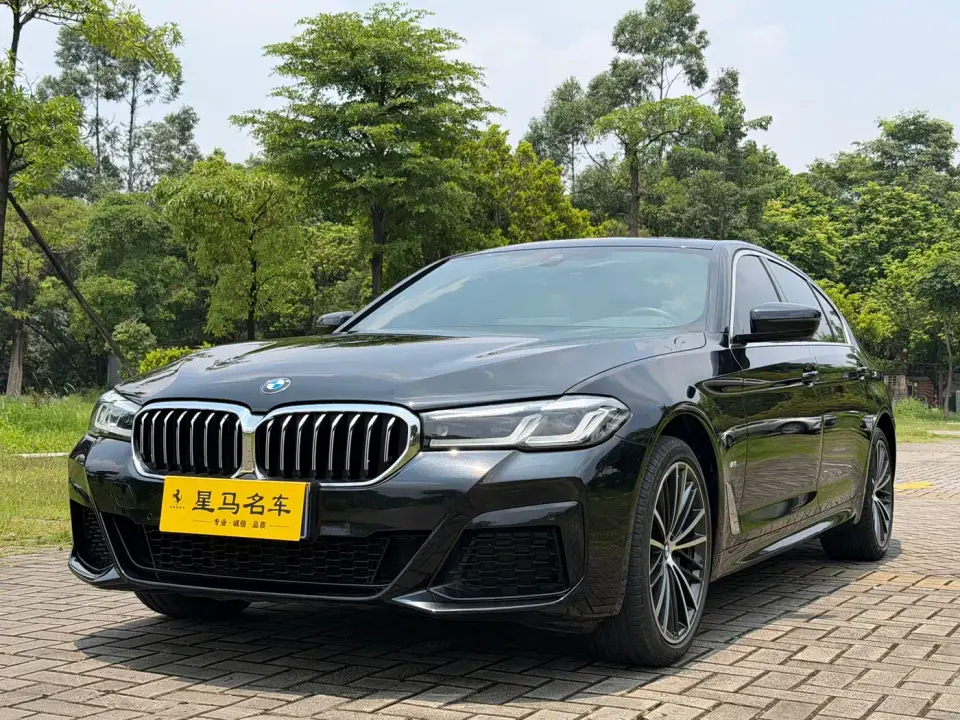BMW 5 Series 530Li Leading M Sport Package 2022