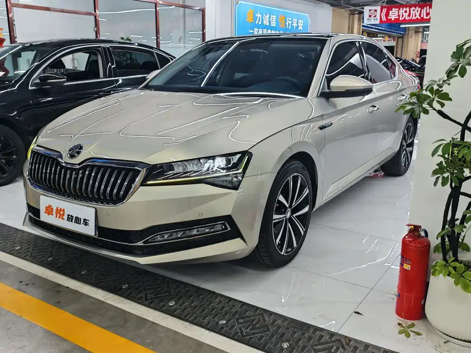 Skoda Superb TSI330 DSG Comfort Edition 2021