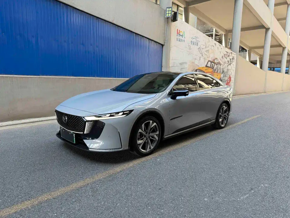 Mazda EZ-6 Extended Range 200 Premium Edition 2025