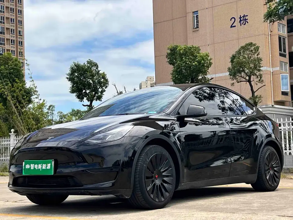 Tesla Model Y Facelift Rear-Wheel Drive Version 2023
