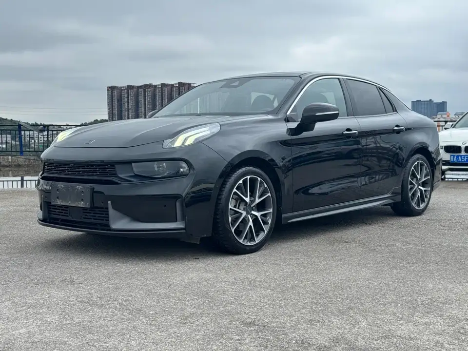 Lynk & Co 03 1.5TD DCT Power Pro Edition 2020