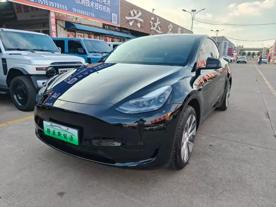 Tesla Model Y Facelift Rear-Wheel Drive Version 2023