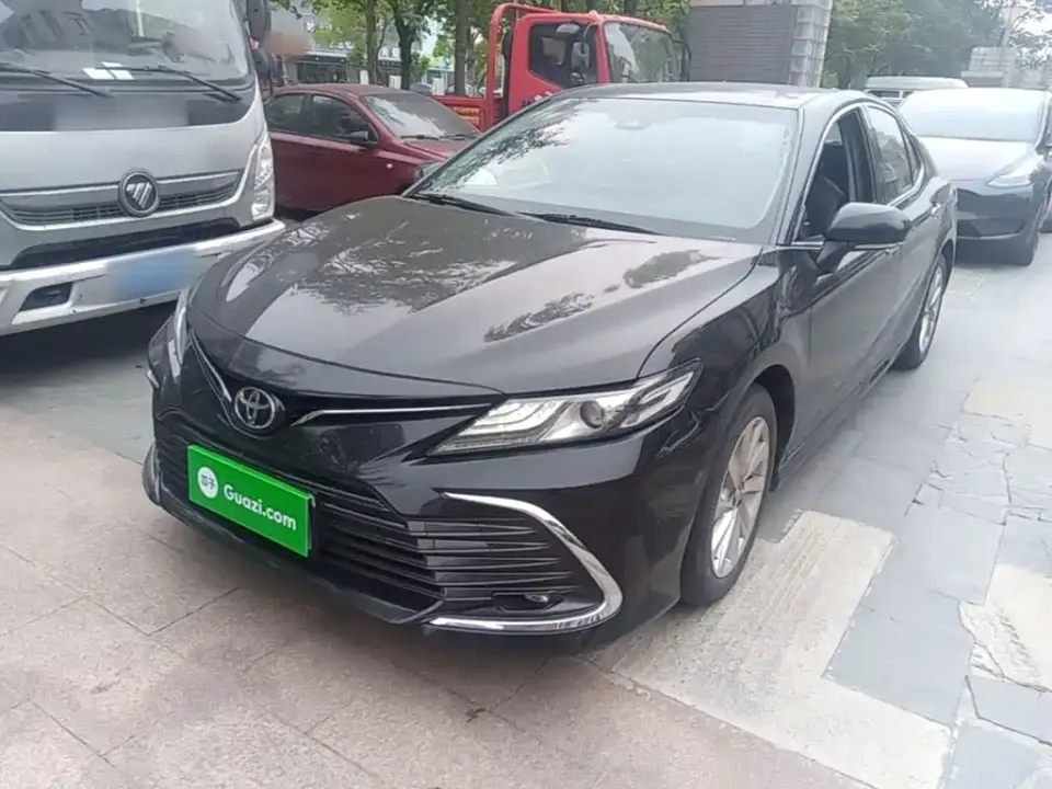 Toyota Camry 2.0G Luxury Edition 2022