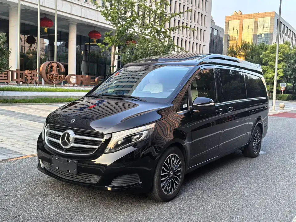 Mercedes-Benz V-Class V 260 L Premium Long Wheelbase Edition China VI 2020